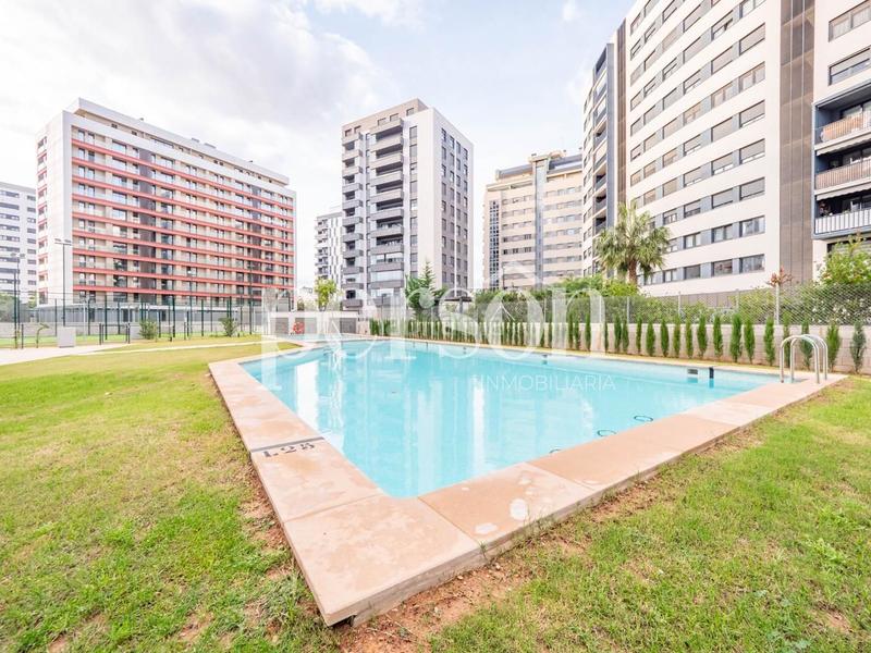 Foto 364dad13-b7b9-4181-8a81-c7508c853563. Àtic amb aparcament piscina a La Punta Valencia