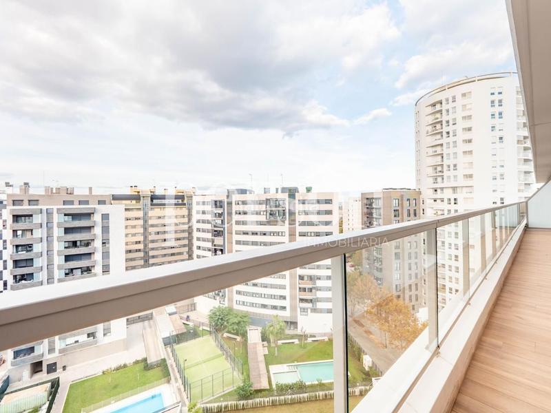 Foto 8e07f650-fe38-497d-9e65-8df4f8caa88a. Àtic amb aparcament piscina a La Punta Valencia