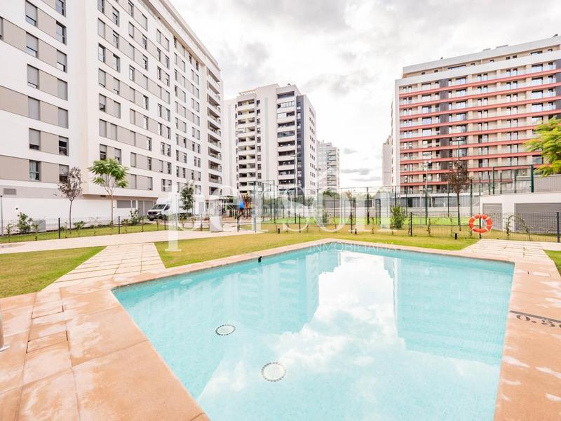 Foto 94801bdf-2cd5-4da3-be89-b2e40208f27c. Àtic amb aparcament piscina a La Punta Valencia