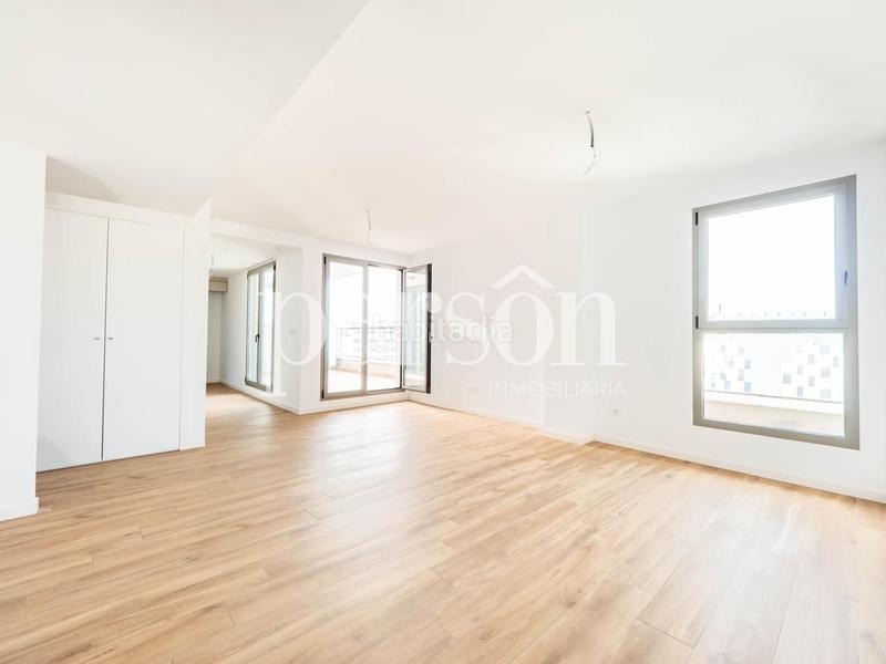 Foto e75c0423-8a81-49d4-ae3d-6b51cfbc3717. Àtic amb aparcament piscina a La Punta Valencia