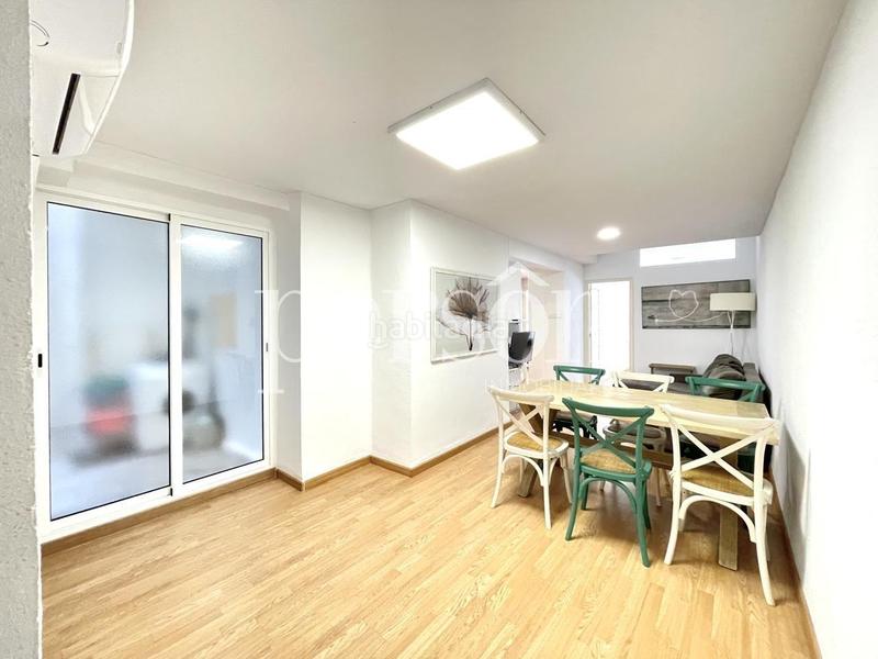 Foto cd315866-df87-4a54-8a84-883de99d7603. Alquiler piso magnífico piso de 5 habitaciones ideal para estudiantesresidentes en Valencia