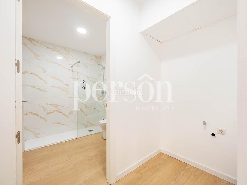Foto 23b348a2-7948-482b-bae2-63dc7e9405ac. Planta baja bajo vivienda en venta en La Petxina en Valencia