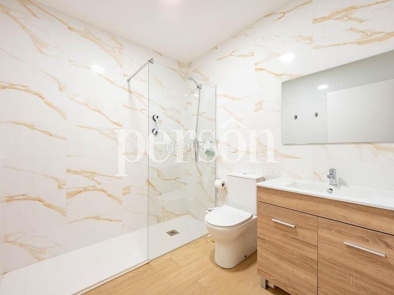 Foto 266535c8-cf50-4dee-8679-1fc316b78660. Planta baja bajo vivienda en venta en La Petxina en Valencia