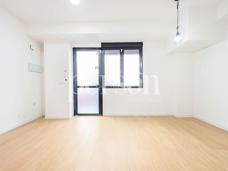 Foto c597d4dd-c7d1-4a6a-9690-7c31d7e36207. Planta baja bajo vivienda en venta en La Petxina en Valencia