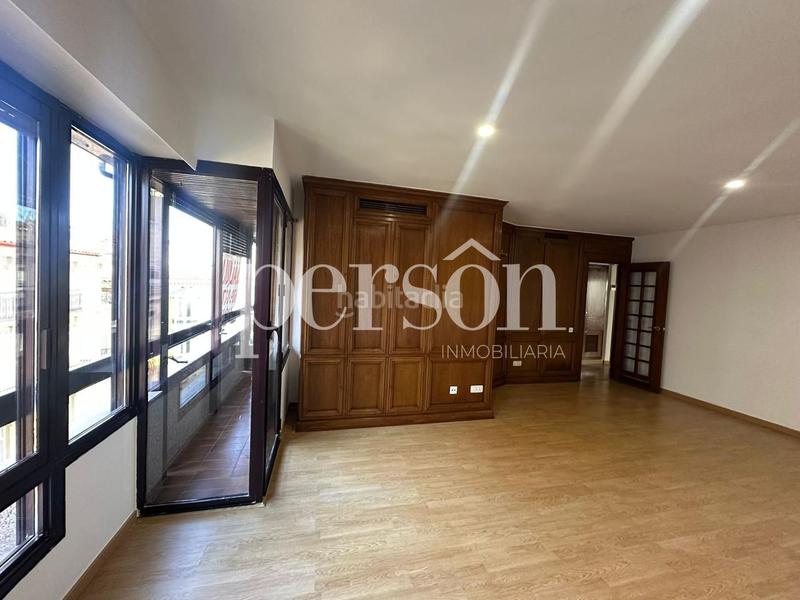 Foto b1705abb-bd5c-4232-81a6-dc253631a597. Affitto appartamento con parcheggio in Sant Francesc Valencia