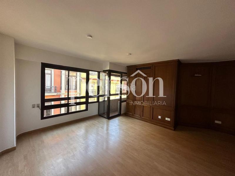 Foto 5c9fde8e-a5b5-4ef8-9635-f0166ce6c6b5. Location appartement avec parking dans Sant Francesc Valencia