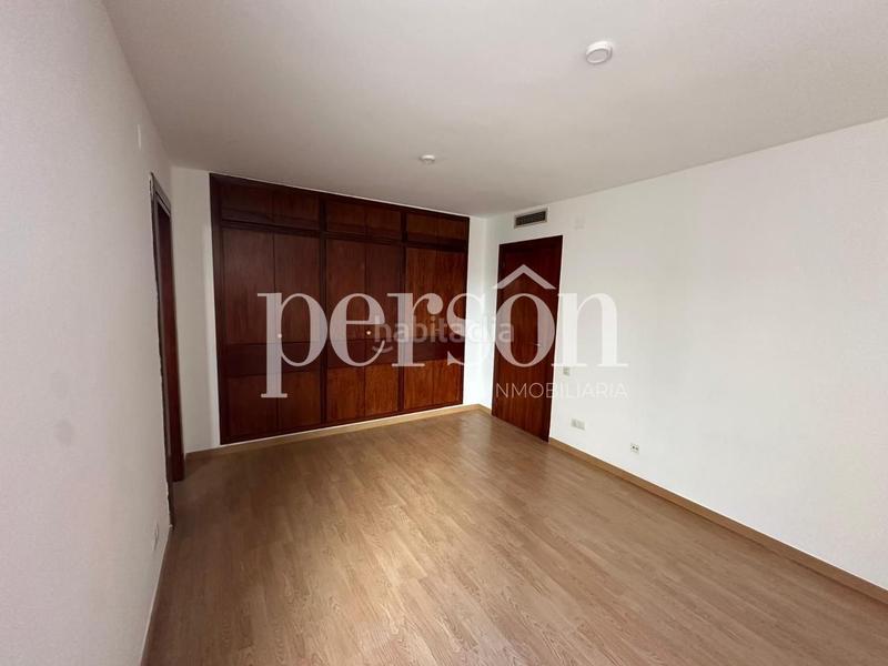 Foto 0dfd475f-99e0-4892-a65a-afc241490a53. Rent flat with parking in Sant Francesc Valencia