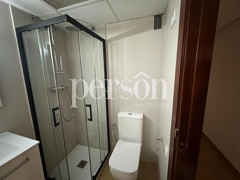 Foto 2656c7e7-16cb-41a5-9d39-b49ab6c72542. Rent flat with parking in Sant Francesc Valencia