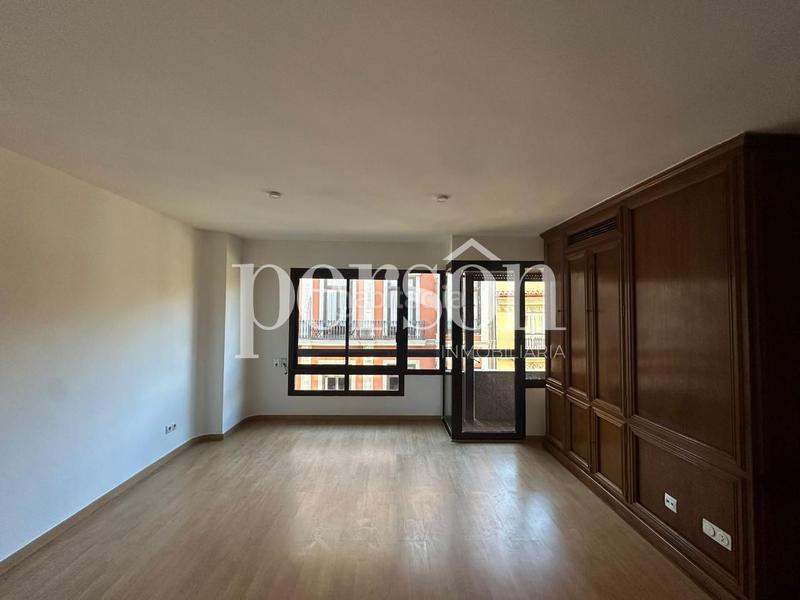 Foto 685c3489-7c65-45af-aadb-c3802bfbd6e3. Rent flat with parking in Sant Francesc Valencia