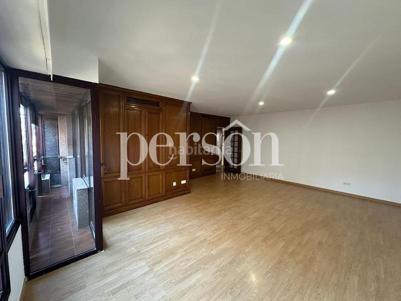 Foto e9c1cdbe-8ae3-4bfb-b3c5-3564a6148d49. Rent flat with parking in Sant Francesc Valencia