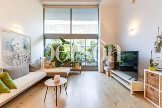 Estudio en Vara de Quart. Loft moderno con terraza