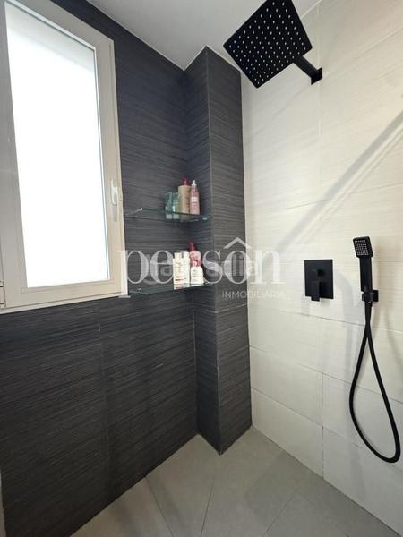 Foto 0a5d08db-777f-470c-a783-591c59a282c1. Location attique avec chauffage dans Nou Moles Valencia