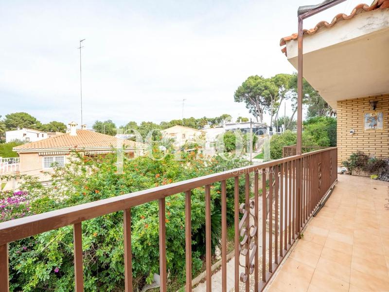 Foto 70fd92c6-4472-4c66-886b-f7ab6f8ab9cd. Maison avec piscine dans La Cañada Paterna