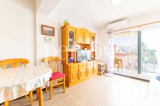 Pis en El Perellonet. Estupendo apartamento en el perellonet