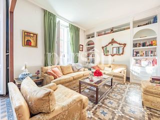 Pis a Sant Francesc. Piso señorial en venta junto a la plaza del ayuntamiento