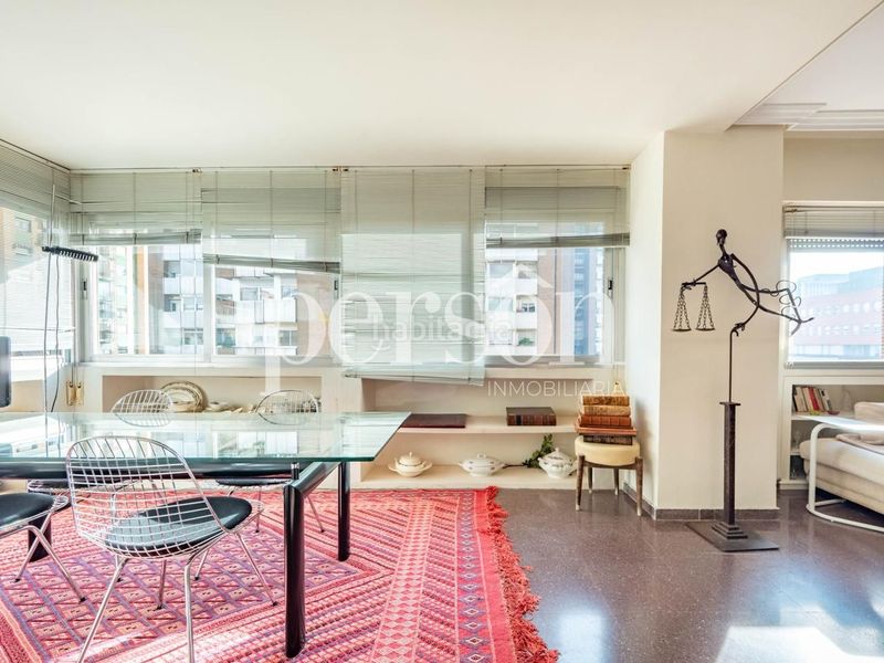 Foto 09b52161-14b7-4d00-8461-4643d0cf54dc. Pis amb aparcament a Jaume Roig Valencia