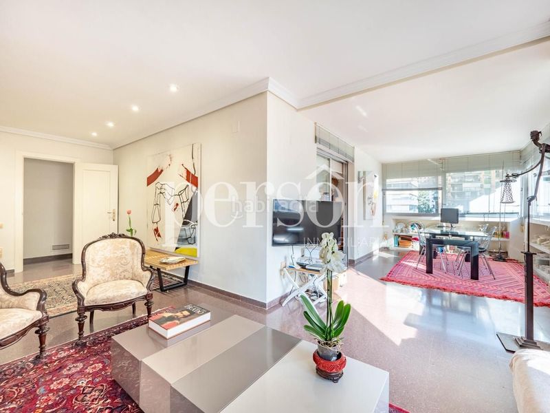 Foto 4273ad07-c1bb-49a1-8408-af18fff3015a. Pis amb aparcament a Jaume Roig Valencia