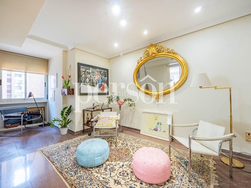 Foto 4f912633-a502-473d-9441-81b4f58a8145. Pis amb aparcament a Jaume Roig Valencia