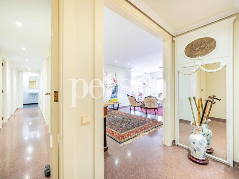 Foto 643bc9b8-1304-4381-888b-50f025c6f50b. Pis amb aparcament a Jaume Roig Valencia