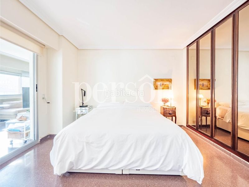 Foto 9122718a-2367-4ddd-9dfb-b2b9aed81c27. Pis amb aparcament a Jaume Roig Valencia