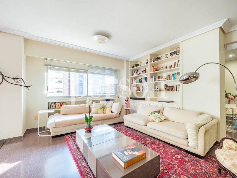 Foto b4882b69-e82c-481a-b13f-9c9c55d7bf77. Pis amb aparcament a Jaume Roig Valencia