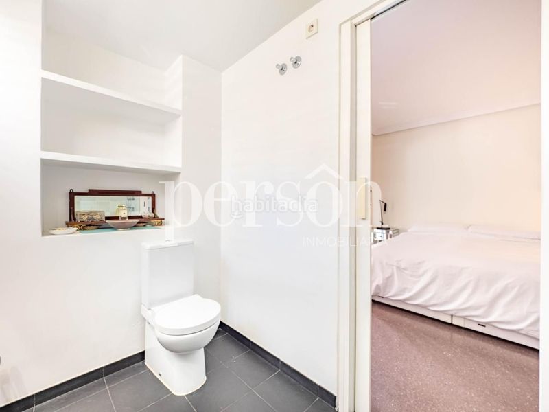 Foto ca2b5147-d691-49dd-a93b-f96094e2b973. Pis amb aparcament a Jaume Roig Valencia