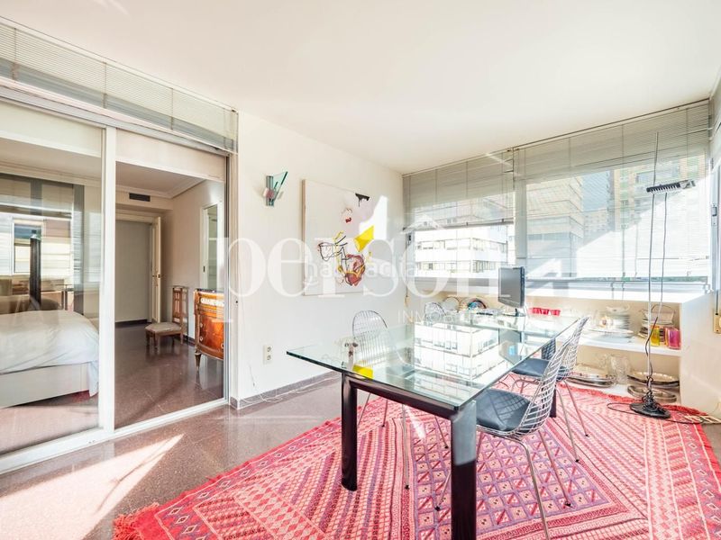 Foto e8b96aac-312b-4b3b-aded-f8e3f658542a. Pis amb aparcament a Jaume Roig Valencia