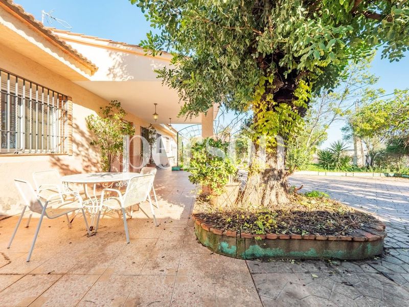 Foto 5a418d2c-d791-4f6a-bcb8-75351bb0bdaa. Casa amb aparcament piscina a Sierra Perenchiza-Cumbres de Calicanto-Sto Domingo Chiva