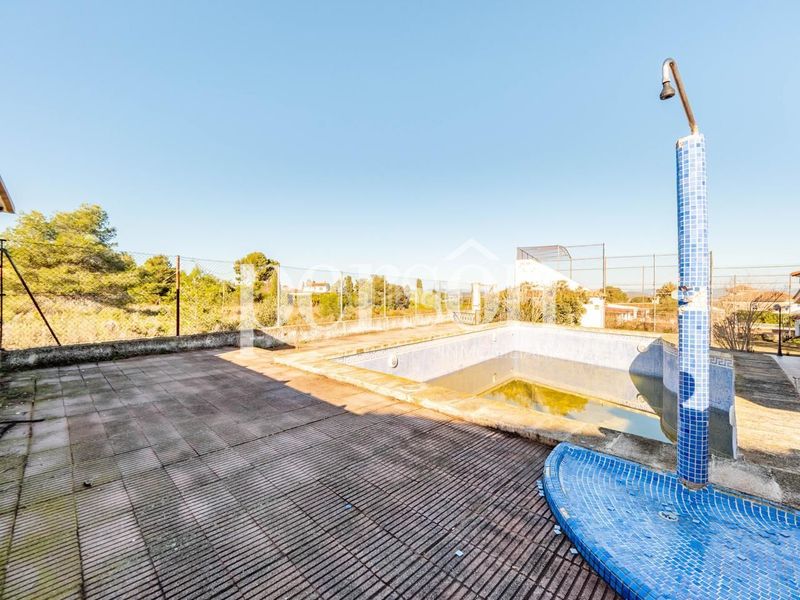 Foto 908a3d37-92c8-4a1f-bed3-132167869443. Casa amb aparcament piscina a Sierra Perenchiza-Cumbres de Calicanto-Sto Domingo Chiva