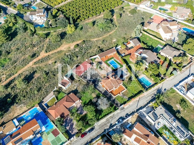Foto dd145662-eee2-4c7d-a292-c71dd32dd393. Casa amb aparcament piscina a Sierra Perenchiza-Cumbres de Calicanto-Sto Domingo Chiva