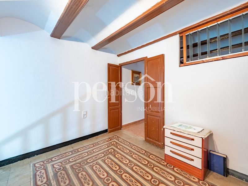 Foto c05e561a-01b8-4be0-a62f-1a4b788e7a49. Planta baixa a La Petxina Valencia