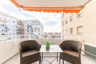 Rent Flat in Ciutat Universitaria. Magnífico piso con vistas espectaculares ideal para estudiantesr