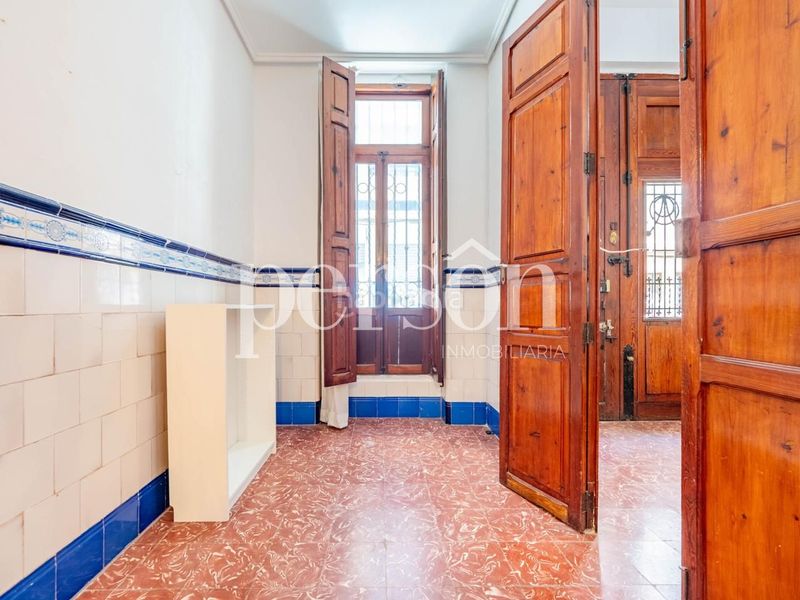 Foto 4b402128-edd0-4da1-a9ce-04e032bdf9bb. Planta baixa a El Cabanyal-El Canyamelar Valencia