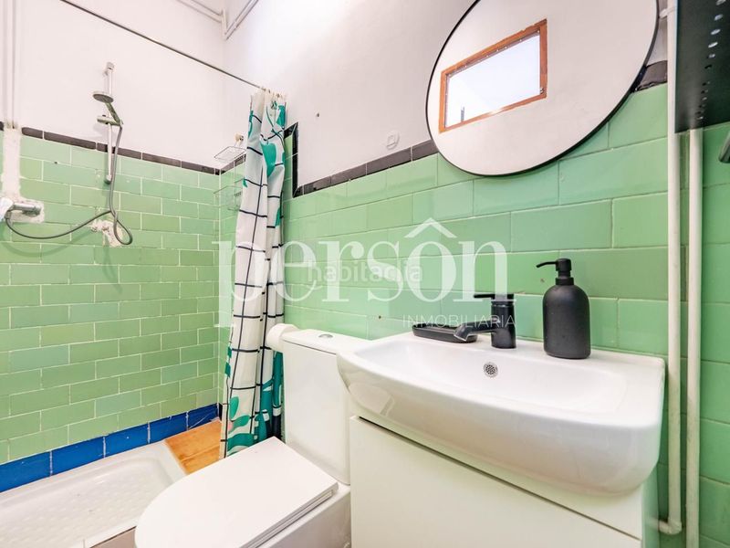 Foto 4e7e372e-8785-4e04-ba18-22a9c77526cd. Planta baixa a El Cabanyal-El Canyamelar Valencia