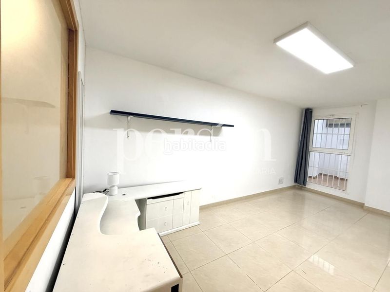 Foto 2f09c547-eb8d-41c9-bff6-03184814acb5. Local comercial a Quart de Poblet