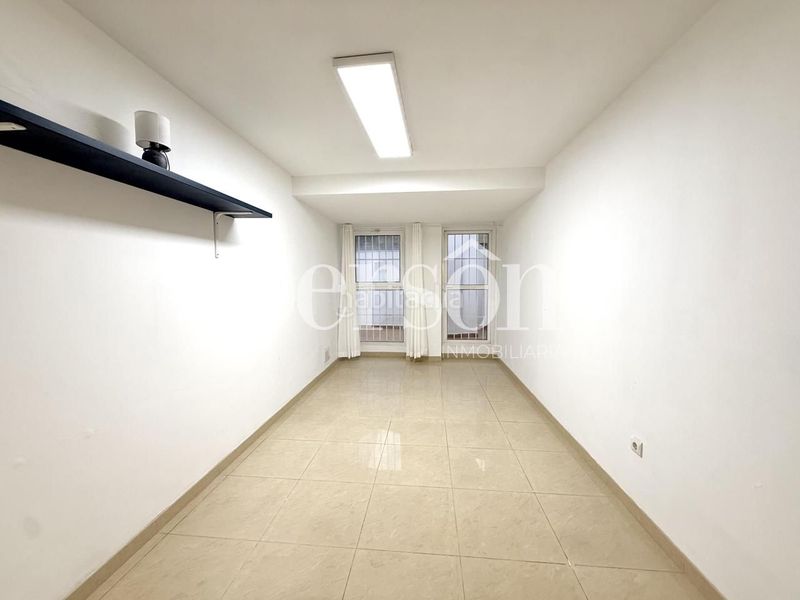 Foto db7e7c10-1a9c-44dd-abb9-9fe6f583f68d. Local comercial a Quart de Poblet