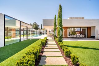 Maison à Nueva Santa Barbara - Cruz de Gracia. Exclusiva villa de autor en nueva santa bárbara