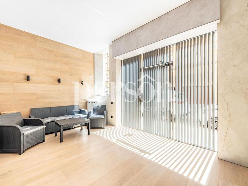 Foto 080522c8-a990-4314-b261-8efb23ce5d5e. Planta baixa a Mont Olivet Valencia