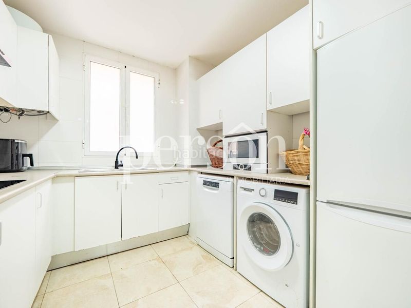 Foto f5050058-27c3-48e6-9c4c-b57a7be93c61. Planta baixa a Tormos Valencia