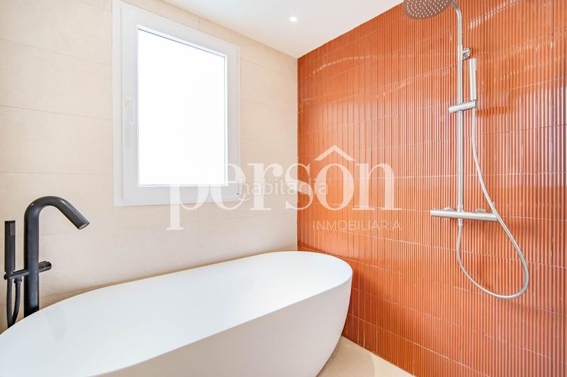 Foto 56b7d2d4-d7af-4f9d-8508-8099e482fee6. Casa adossada a Massanassa