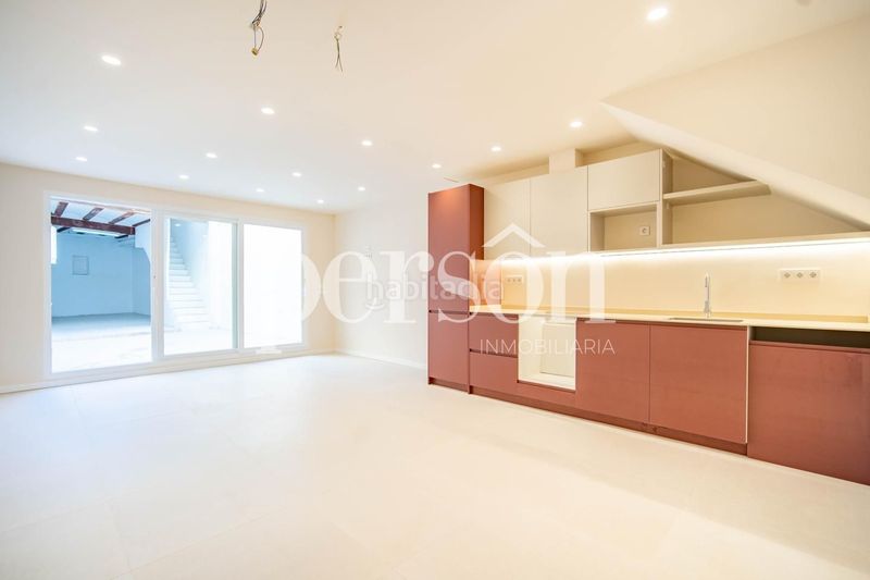 Foto b95a15a8-9f88-435b-9ce6-2d6562206348. Casa adossada a Massanassa
