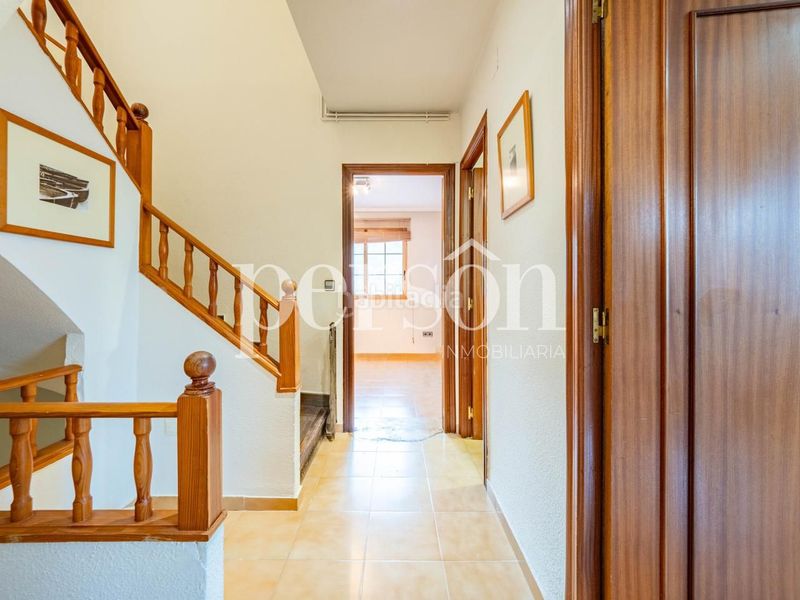 Foto 680e364b-cf7b-4de9-816d-594541c71dbc. Casa amb aparcament piscina a La Cañada Paterna