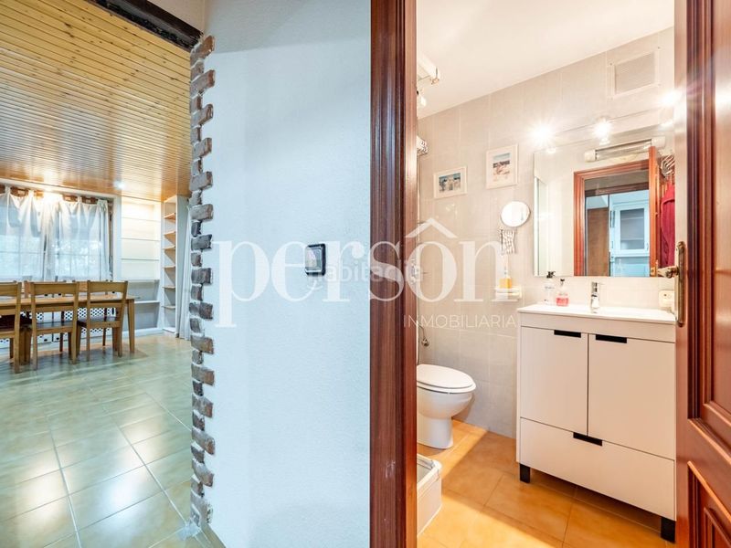 Foto 984fda3a-1640-4b24-98c5-f0511189e5a4. Casa amb aparcament piscina a La Cañada Paterna