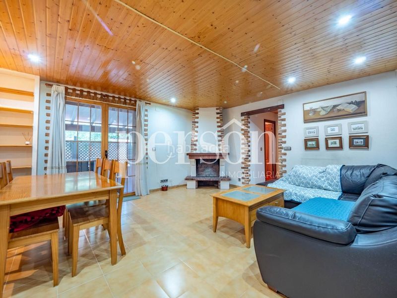 Foto a188f394-9867-41d8-803e-041bc29857a9. Casa amb aparcament piscina a La Cañada Paterna