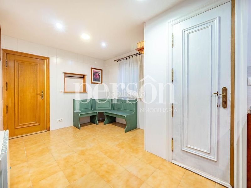 Foto b20118ce-0286-4a27-9eda-c7ef8485f2fc. Casa amb aparcament piscina a La Cañada Paterna