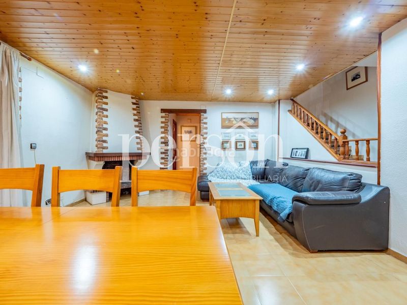 Foto e1666973-4de0-4d9d-b24b-f9e64a4d0ffc. Casa amb aparcament piscina a La Cañada Paterna