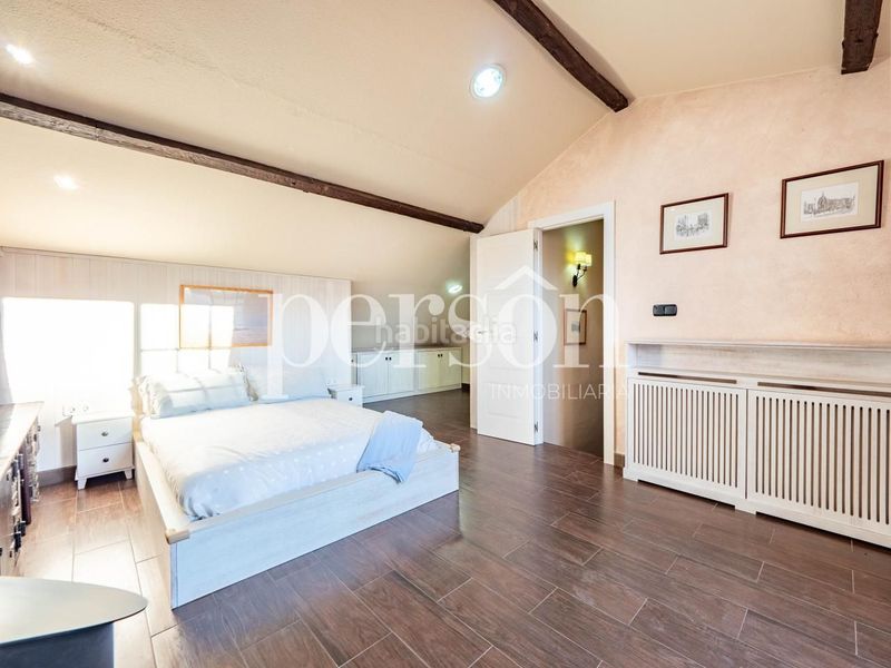 Foto e50b1ccd-3758-48c3-beea-84e972973a91. Casa amb aparcament piscina a La Cañada Paterna