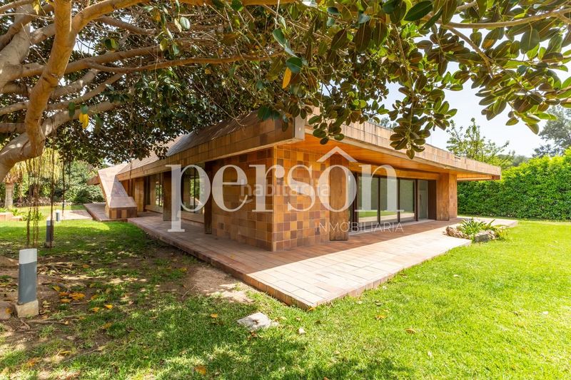 Foto 1fe7b03d-de2b-40b8-8279-a39101b57176. Casa amb piscina a Picassent