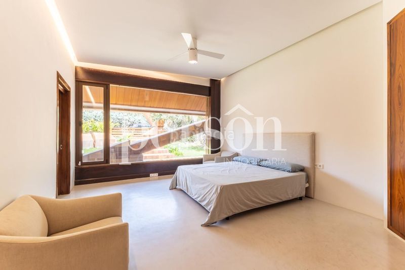 Foto 543a2ea4-d127-4377-8d1b-686417068447. Casa amb piscina a Picassent