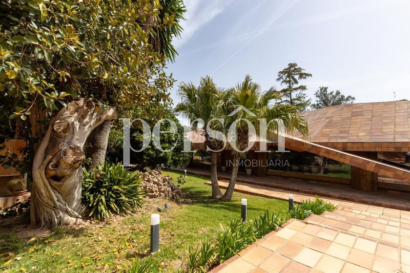 Foto 5916b9e9-7bc8-43cf-acbd-b3e05ac95165. Casa amb piscina a Picassent